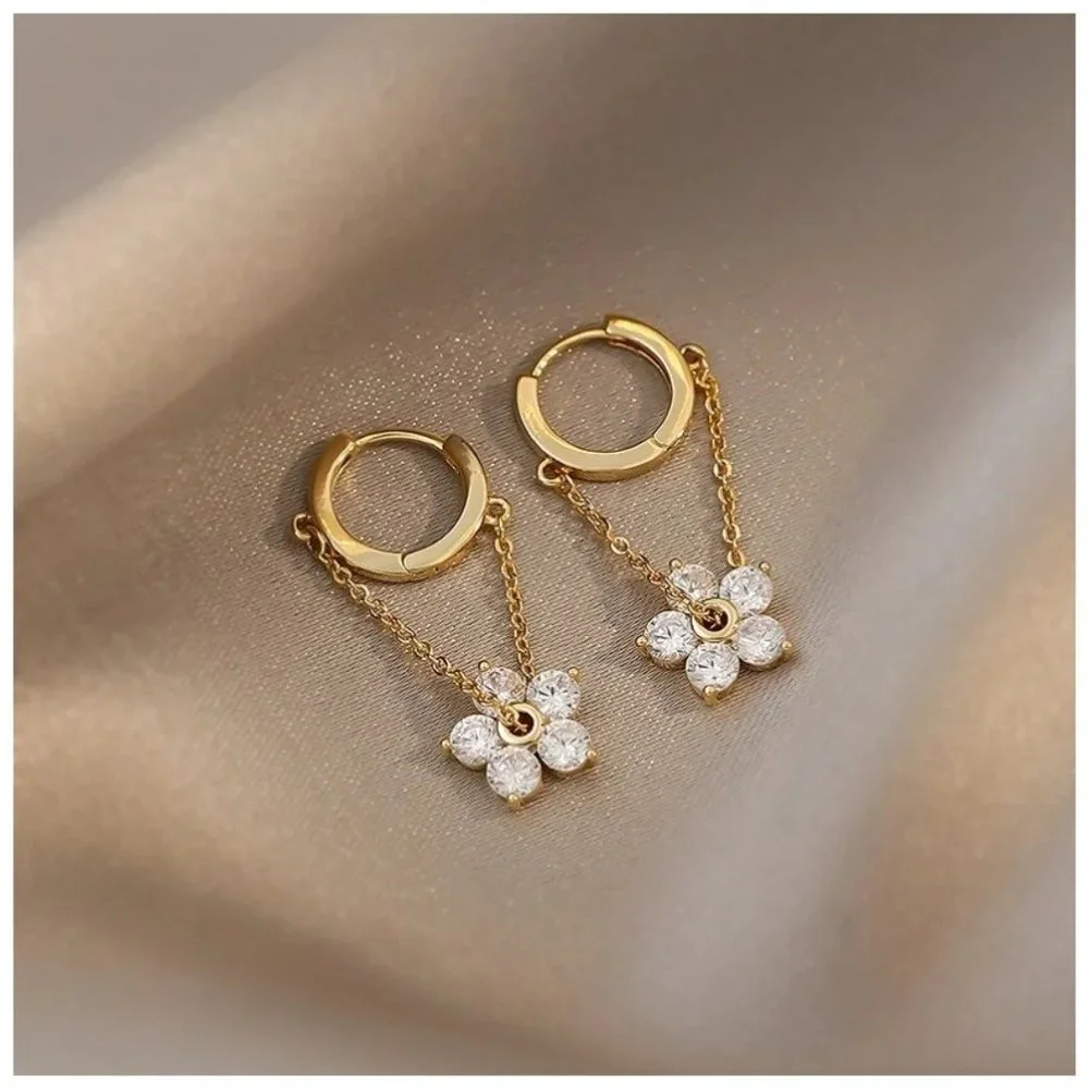 INS Style Fashion Ring Earrings Chain Zircon Flower Pendant Earrings - Picture 1 of 4
